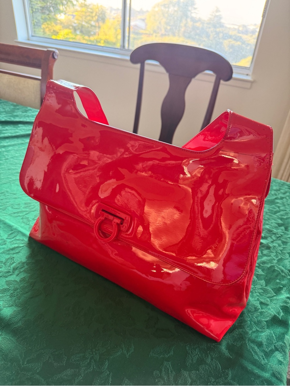 Red bag - Picture 2 of 5